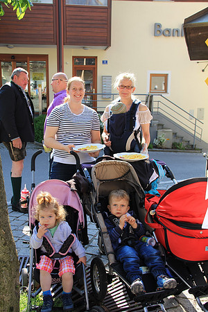 01.05.2014 Maibaumaufstellen Bad Vigaun