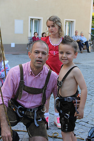 01.05.2014 Maibaumaufstellen Bad Vigaun