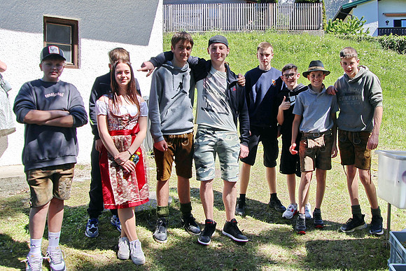 Maibaumaufstellen der LJ Großgmain