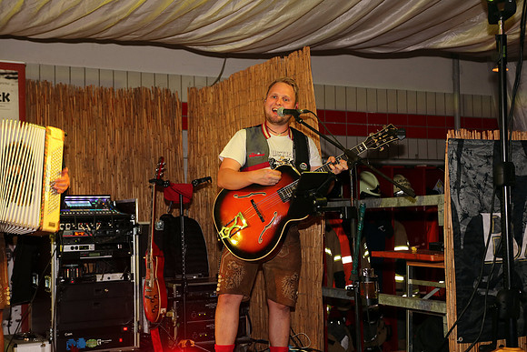 Brandheiße Partynight 2022