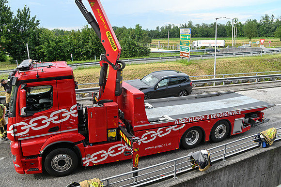 Schwerer Unfall in der Franz-Brötzner-Straße