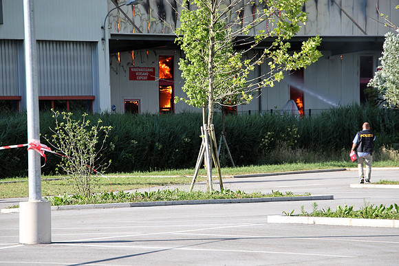 Großbrand bei Emco Hallein