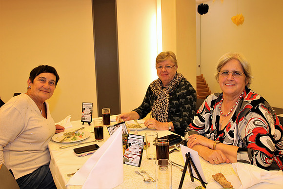 Festmahl im Salzburger Adventhaus