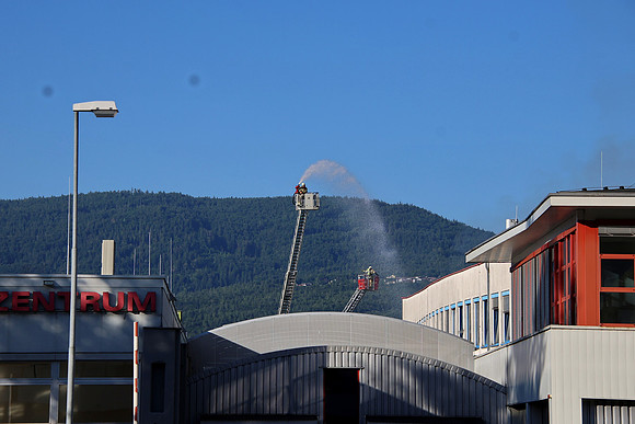 Großbrand bei Emco Hallein