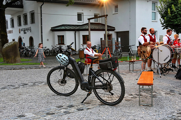 Niederalmer Dorfplatzfest 2024