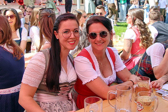 Maibaumaufstellen Anif