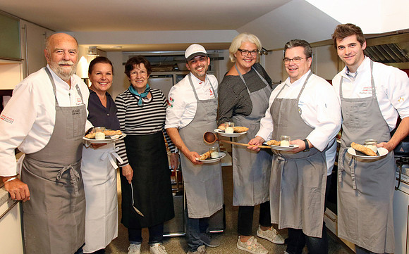 Festmahl im Salzburger Adventhaus