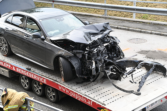 Schwerer Unfall in der Franz-Brötzner-Straße
