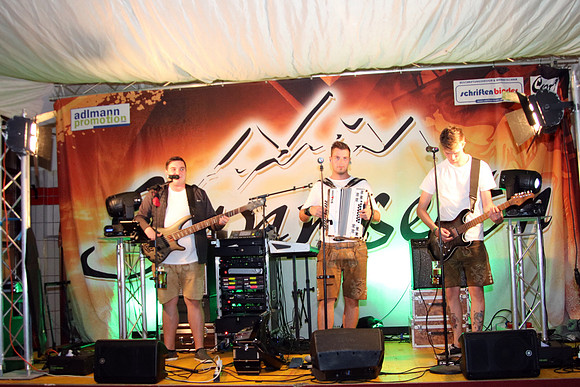 Brandheiße Partynight 2022