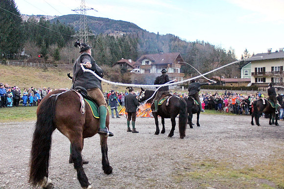 Tennengauer Perchtentreiben