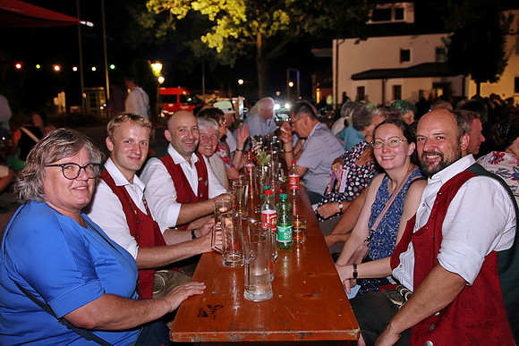 Niederalmer Dorfplatzfest 2024