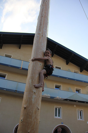 01.05.2014 Maibaumaufstellen Bad Vigaun