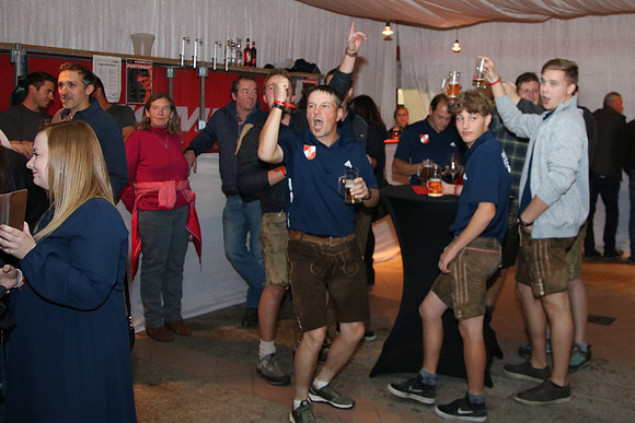 Brandheiße Partynight 2022