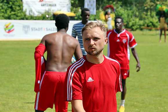19.06.2022 Integrations-Fussball WM