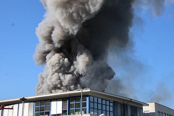 Großbrand bei Emco Hallein