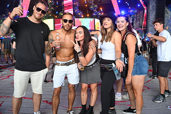 Electric Love Tag 2