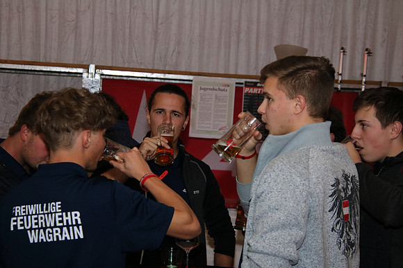 Brandheiße Partynight 2022