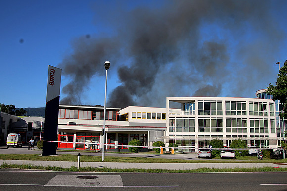 Großbrand bei Emco Hallein