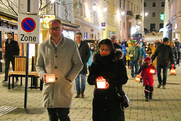 Hallein hilft