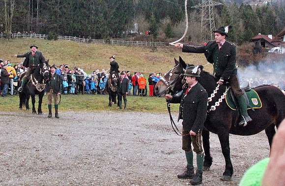 Tennengauer Perchtentreiben
