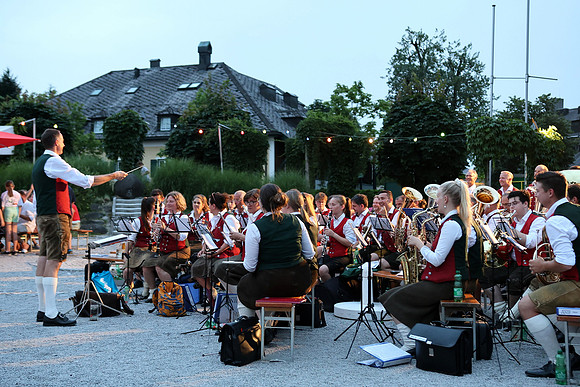 Niederalmer Dorfplatzfest 2024