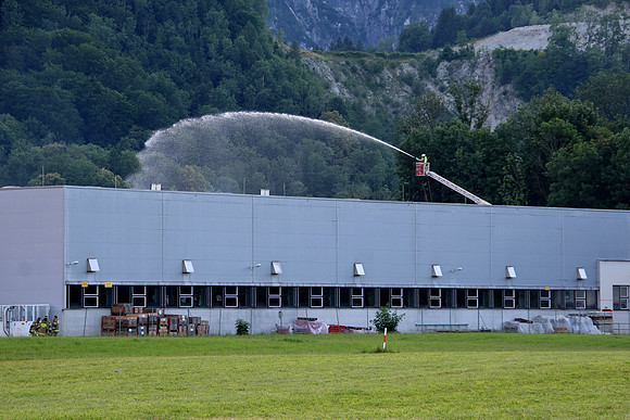 Großbrand bei Emco Hallein