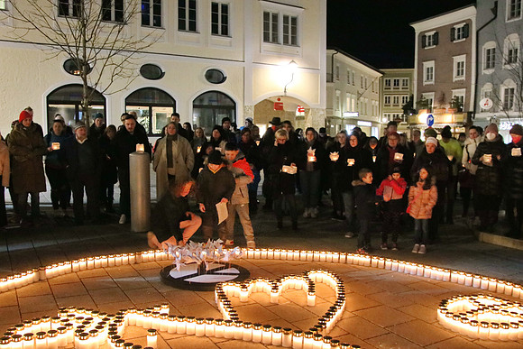 Hallein hilft
